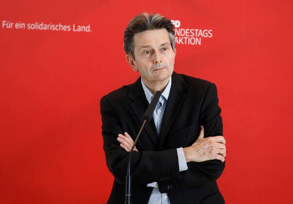 Berlin, press conference SPD parliamentary group with Rolf Mützenich