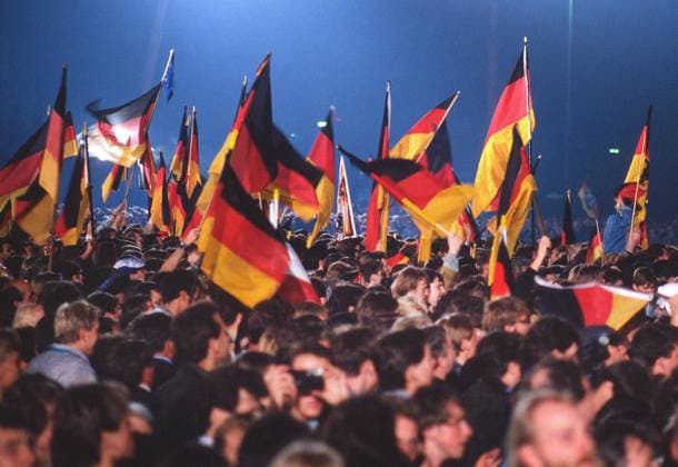 IMAGO History, 75 years of the Basic Law, cornerstones of German history, reunification in 1990