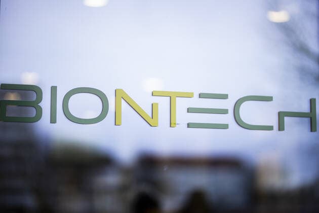 Award for medical revolutionaries, Paul Ehrlich Prize for the Biontech team, archive images