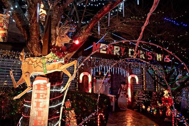 Canada, The Ho Ho Ho House of the Woodman family in Richmond