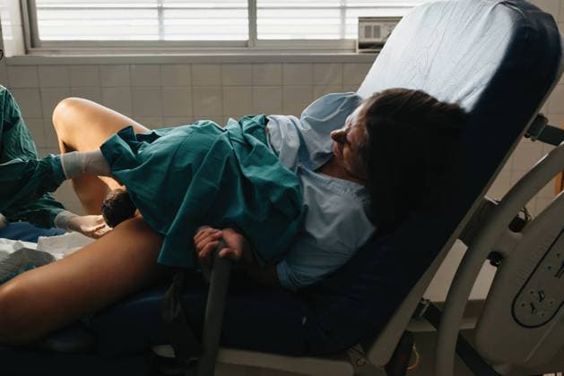 Working world, professions and training professions - Midwife