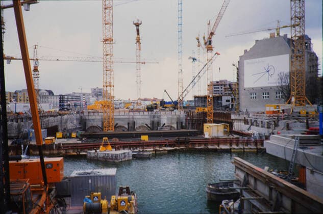 Berlin, 25-years - Changes and developments in the city, archive pictures