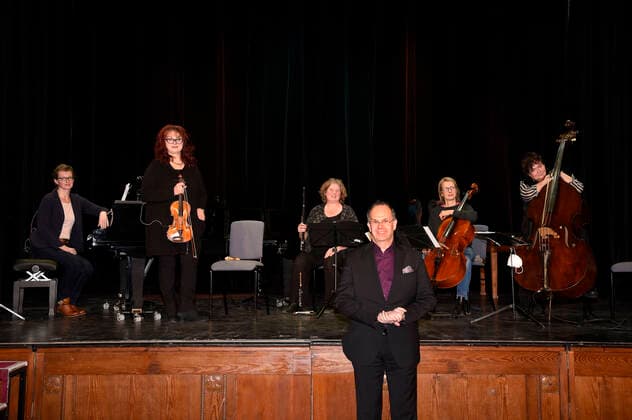 Haar, New Years Concert of the Ladies Salon Orchestra Lizzy und die weißen Lilien at the Little Theatre