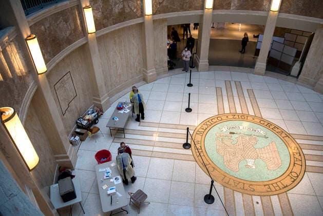 USA, Capitol in New Mexico, staff and journalists tested for Covid-19
