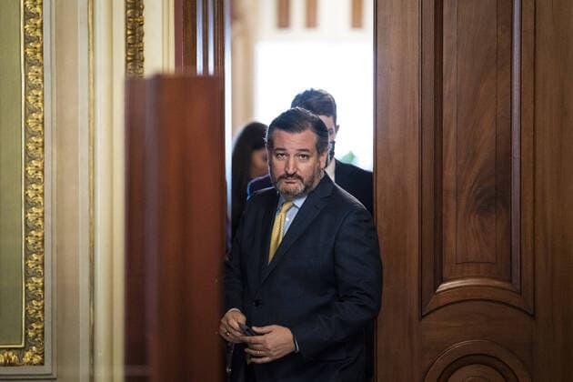 USA, Ted Cruz criticized for Mexico trip during Texas winter chaos, stock images