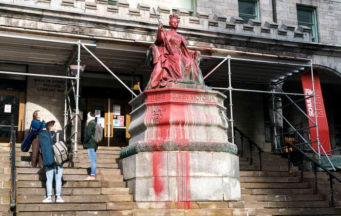 Canada, paint attack on Queen Victoria statue in Montreal