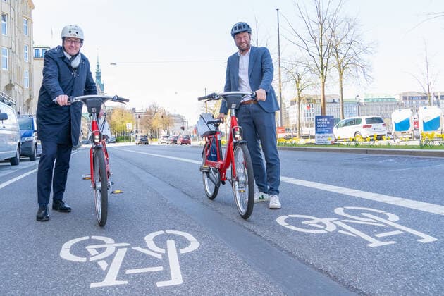 Hamburg, Transport Minister Scheuer takes part in National Cycling Congress