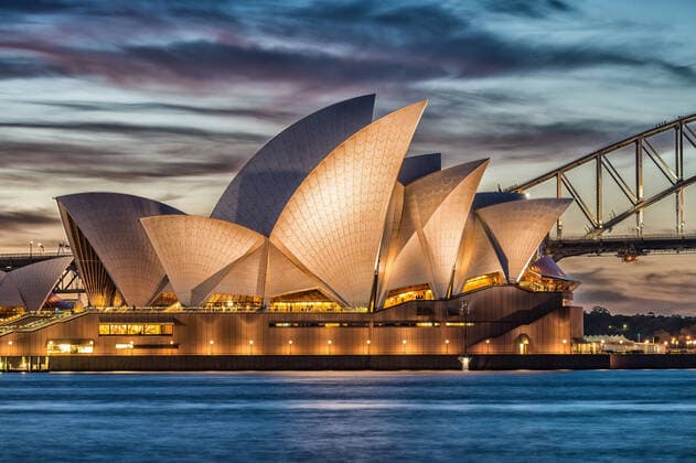Architecture by Jorn Utzon