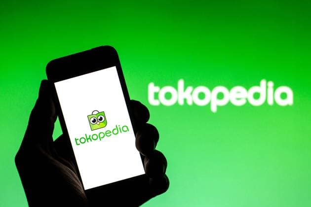 Tiktok buys Indonesian online retailer Tokopedia, archive images