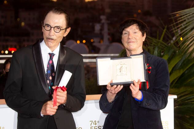 Cannes Film Festival - The Sparks accept Best Director Award for Leos Carax