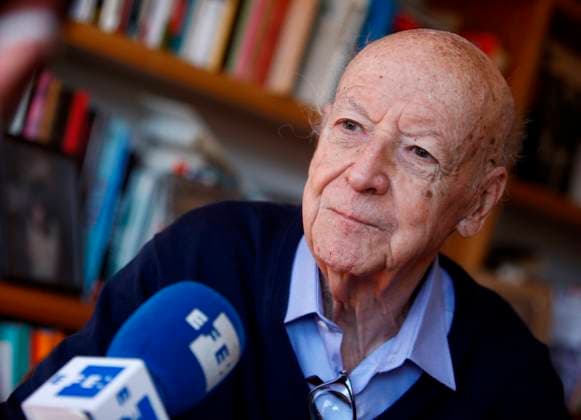 Author Jorge Edwards died