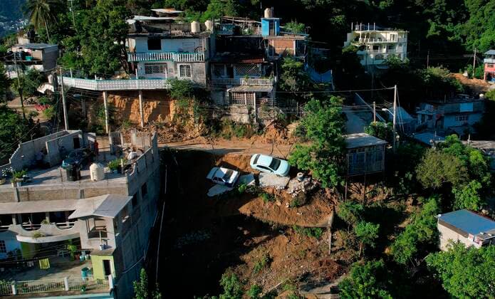 Mexico, damage after severe earthquake near Acapulco