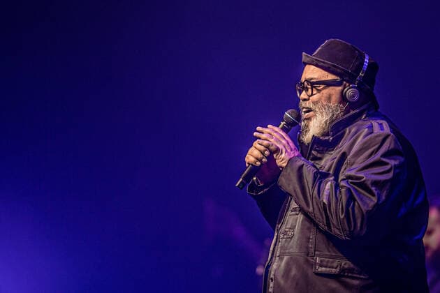 Jorge Aragao concert in Sao Paulo