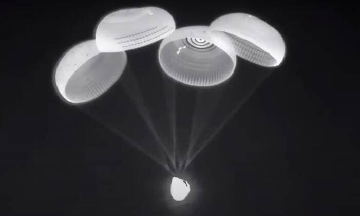 USA, SpaceX astronauts land in Gulf of Mexico