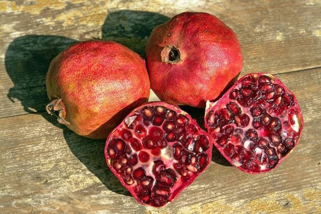 Calendar motifs: Fruits