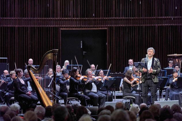 Jonas Kaufmann and the Deutsche Staatsphilharmonie Rheinland-Pfalz Christmas Concert in Hanover
