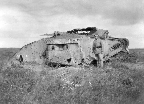IMAGO International History, Archive, First World War, WWI, Tanks and armoured vehicles 1914-1918