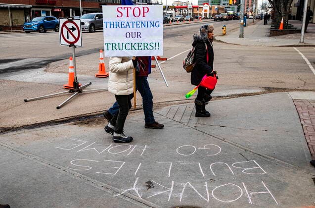 Canada, support for trucker protest in Edmonton
