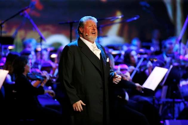 Tenor Stephen Gould died