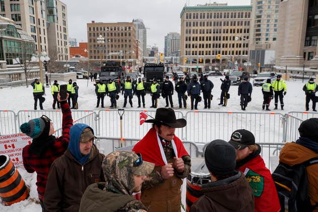 Canada, Clearing the Truck Blockade in Ottawa