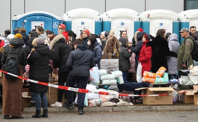 Sharp increase in benefits for asylum seekers, archive images