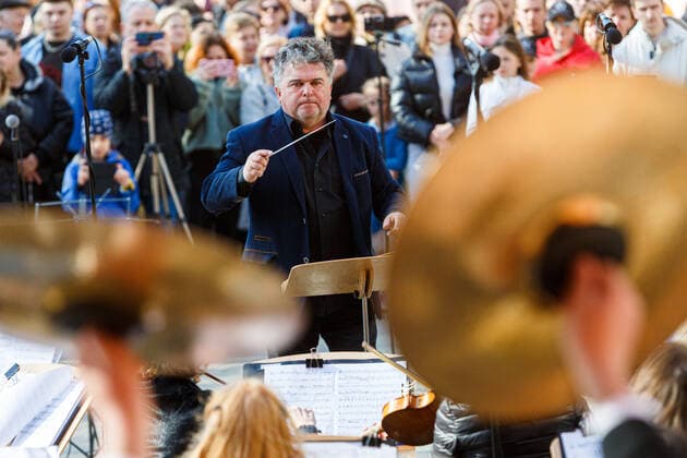 Ukraine conflict, Concert for Peace in Uzhgorod