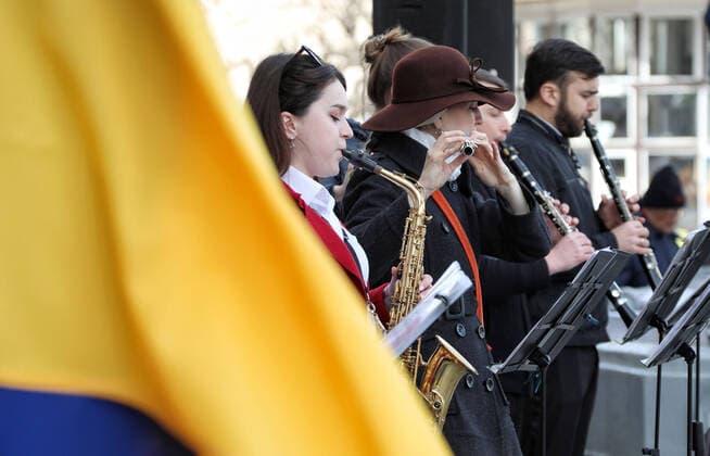 Ukraine conflict, concert in front of Odessa railway station