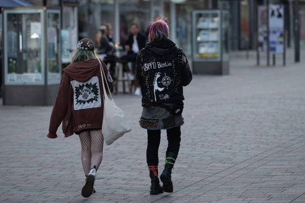 Punks ring in protest season on Sylt - archive pictures