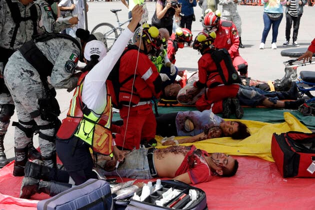 Mexico, earthquake exercise of firefighters and paramedics