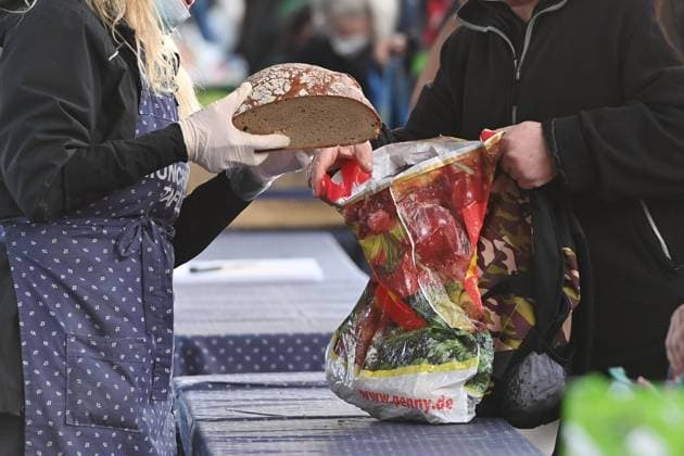 Food banks in the countryside are running out of food, archive pictures