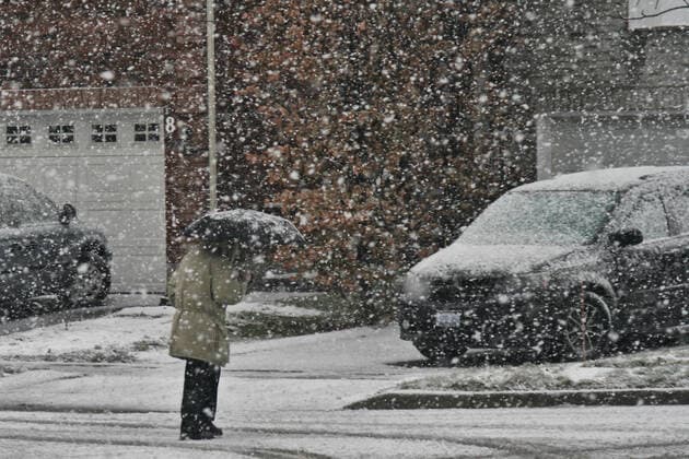 Canada, onset of winter in Toronto