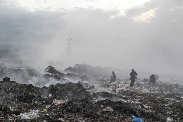 Environment Agency warns of waste problem in Africa and Asia due to old clothes donations