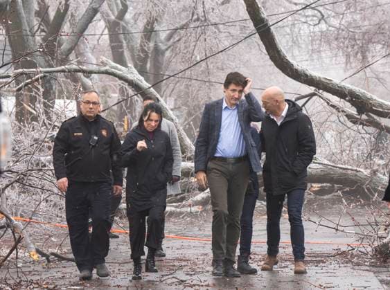 Canada, ice storm in Montreal, Justin Trudeau and Mayor Plante survey damage on site