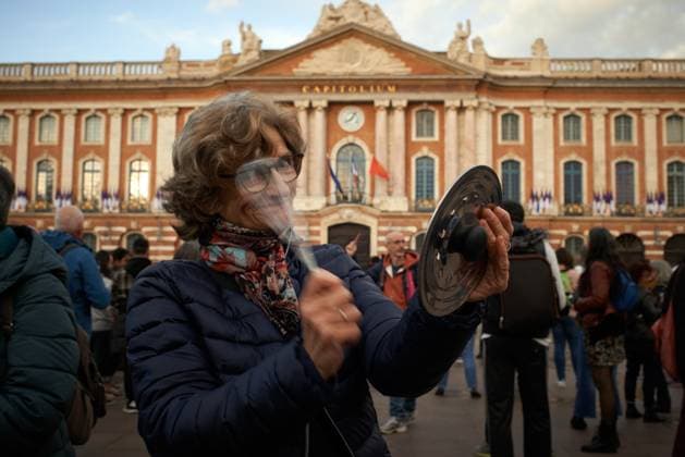 France, concert of pots and pans during Macron speech in Toulouse