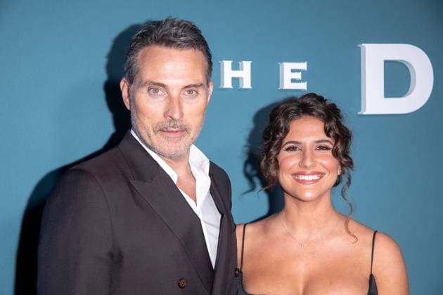 Rufus Sewell and Vivian Benitez have got engaged