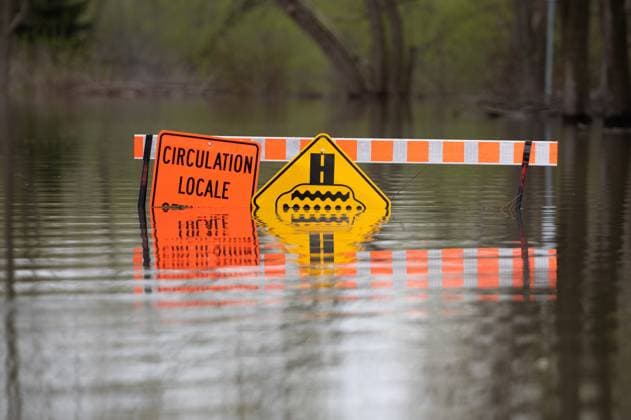 Canada, Flooding in Gatineau