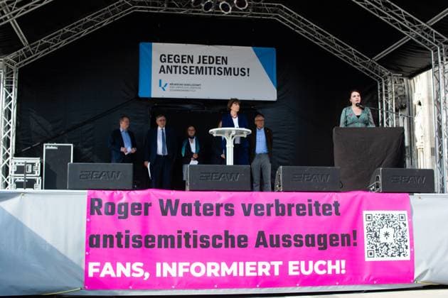 Protest against Roger Waters concert in Cologne