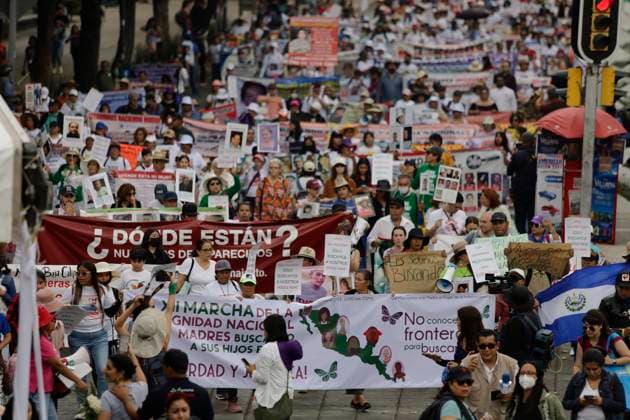 Mexico, protesters remember missing people