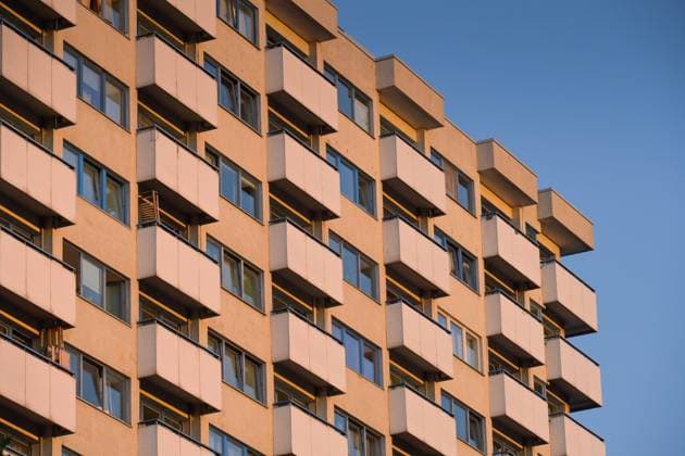 Number of social housing units continues to decline