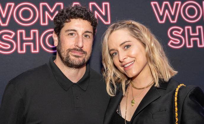 Jason Biggs and Jenny Mollen are getting divorced - Stock photos