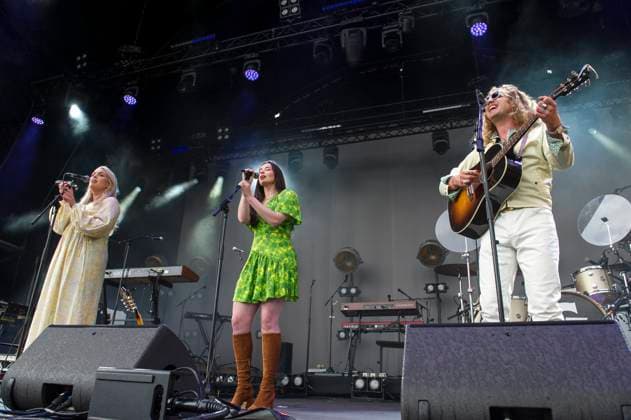 Kew The Music Festival in London, The Wandering Hearts