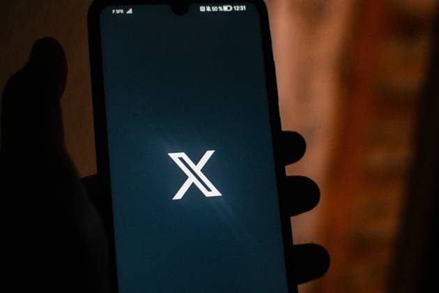 Numerous German companies want to post adverts on X, archive images