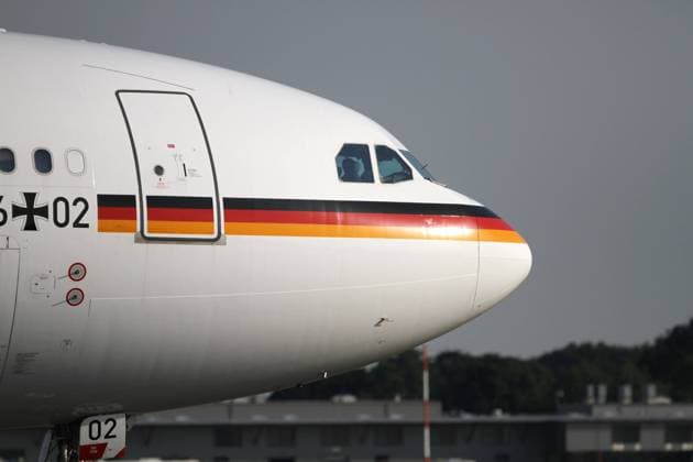 Federal government causes 992 empty flights, archive pictures