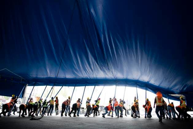 Canada, erecting the tent for Cirque du Soleil in Calgary