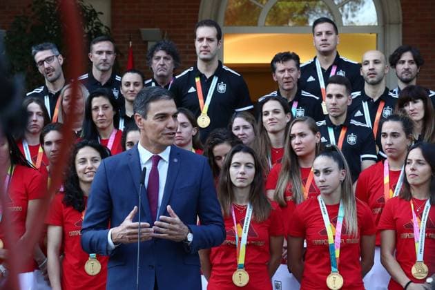 Spain, Prime Minister Pedro Sanchez honours female football world champions