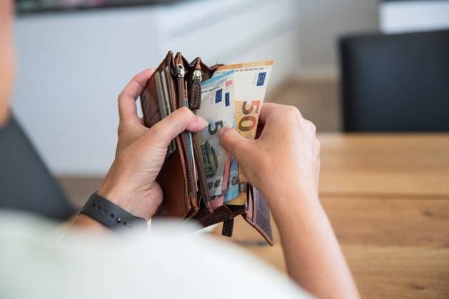 Inflation rate down to 3.2 per cent in November, archive blotter