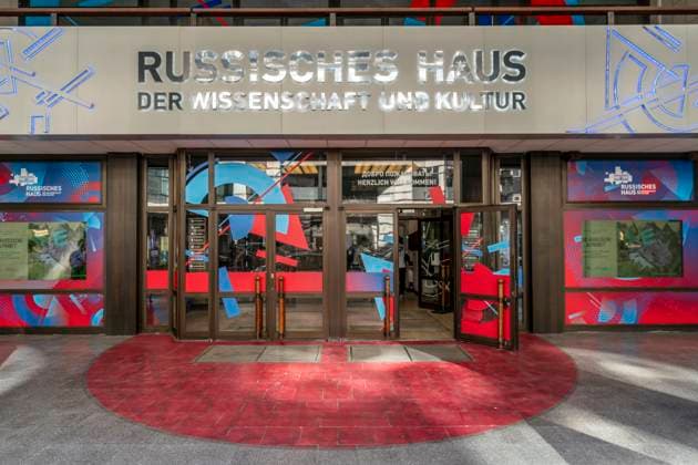 The Home Office has been monitoring the Russian House on Friedrichstraße since the war in Ukraine began; archive images