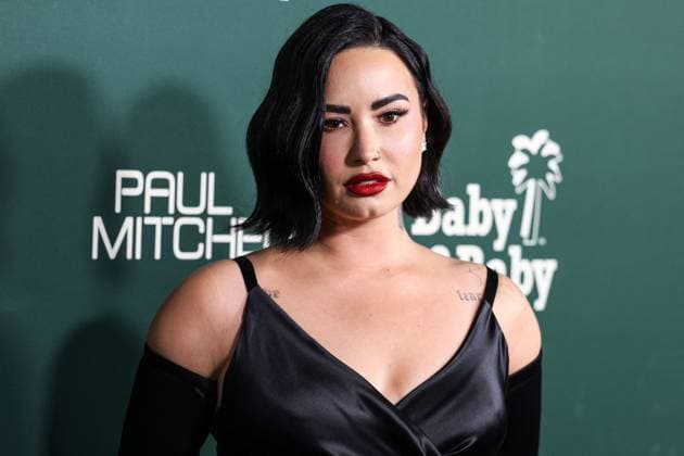 Demi Lovato has got engaged, archive pictures