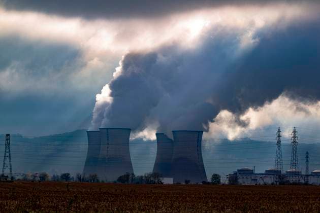 Nuclear power on the retreat worldwide, archive images