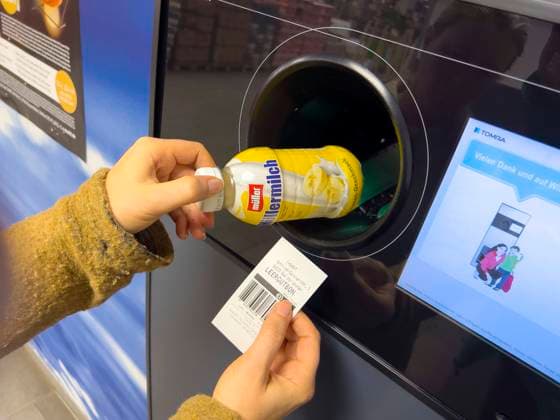 From January 2024, the mandatory deposit will be extended to dairy products